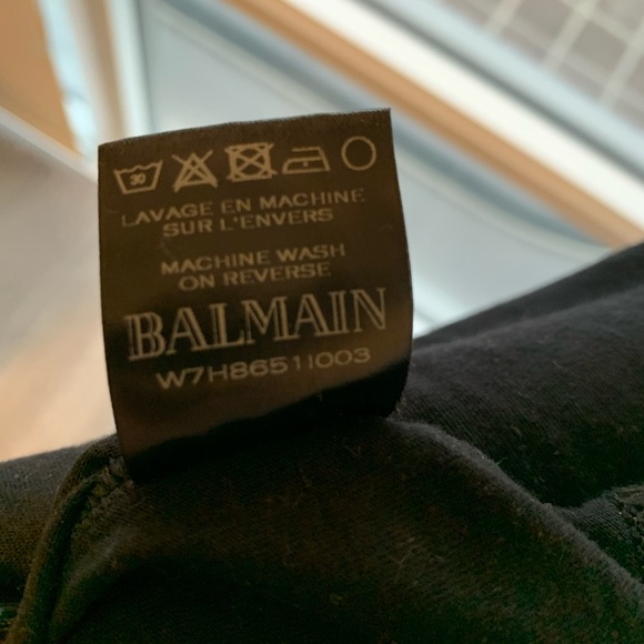 Balmain FW 2017 Black Lion Embroidery Tee - Picture 14 of 14